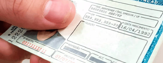 Close em uma carteira nacional de habilitação